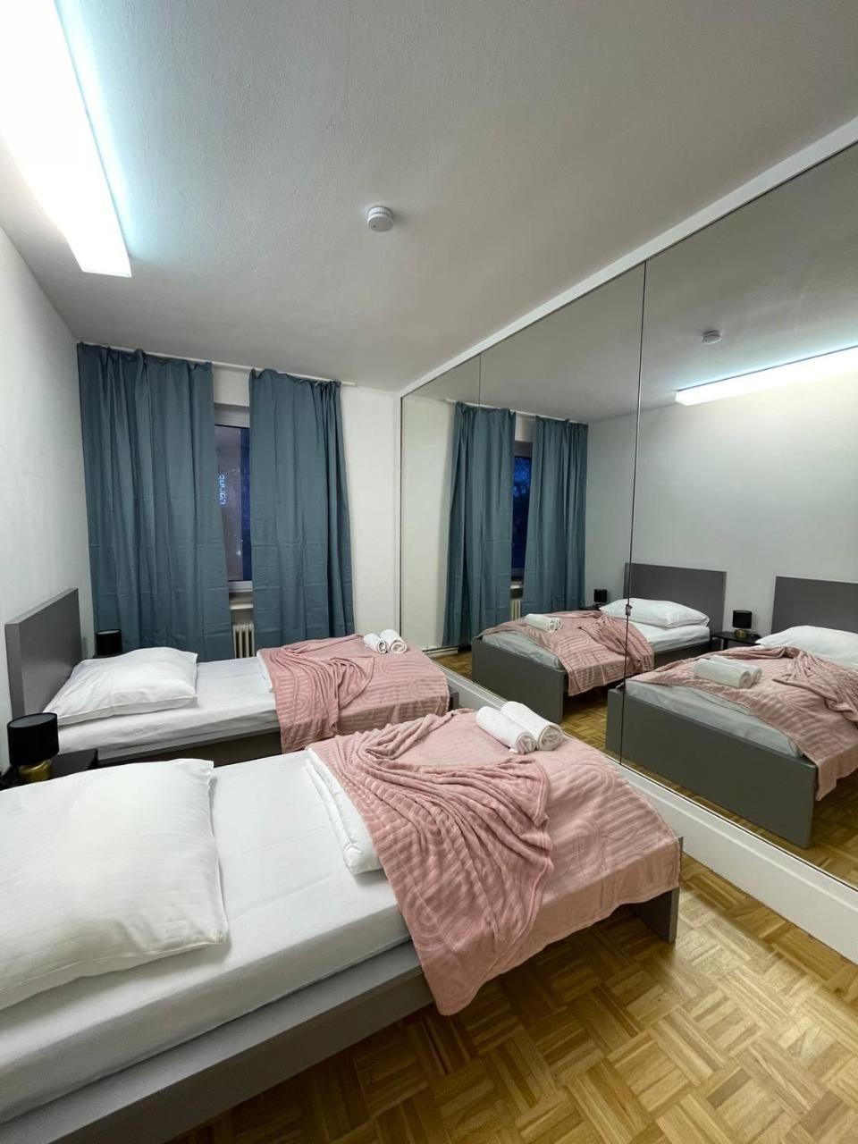 Shared At Heumarkt, City Center Apartment *