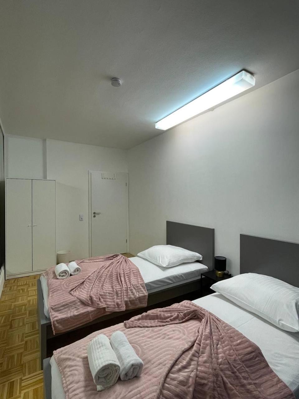 Shared At Heumarkt, City Center Apartment