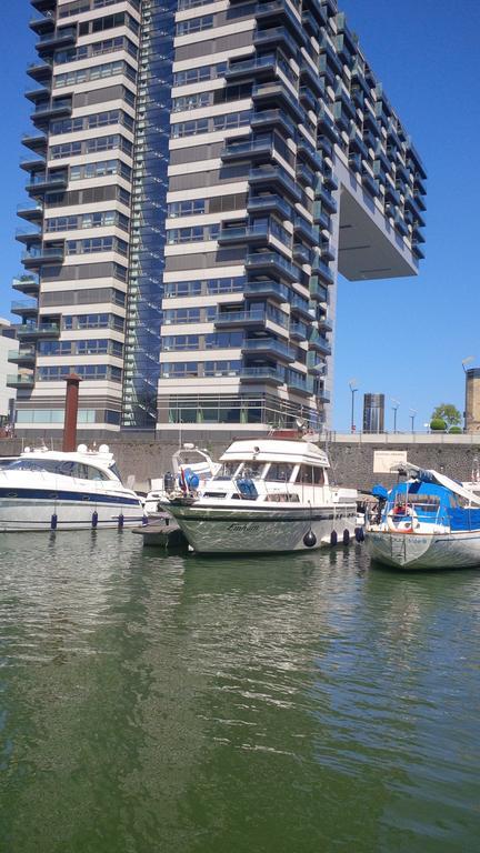 Botel Fantasie Boot
