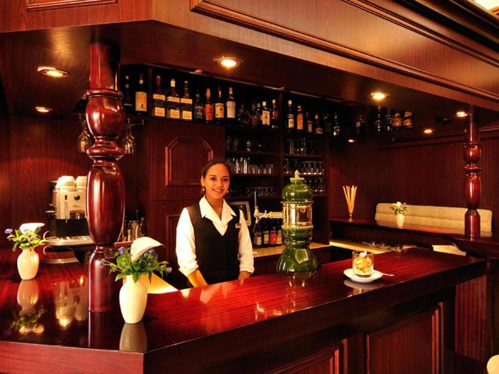 Imperial 4* Köln