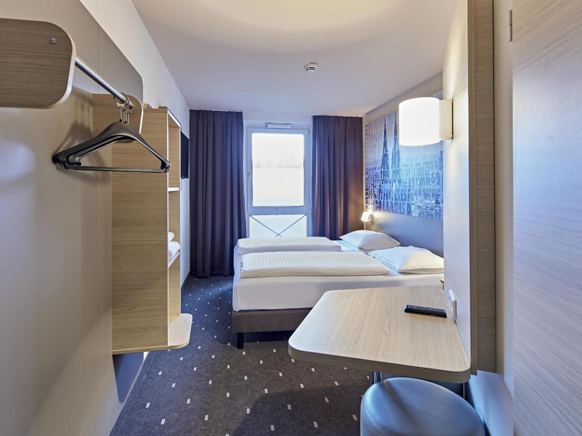 Koeln-west Hotel 2*