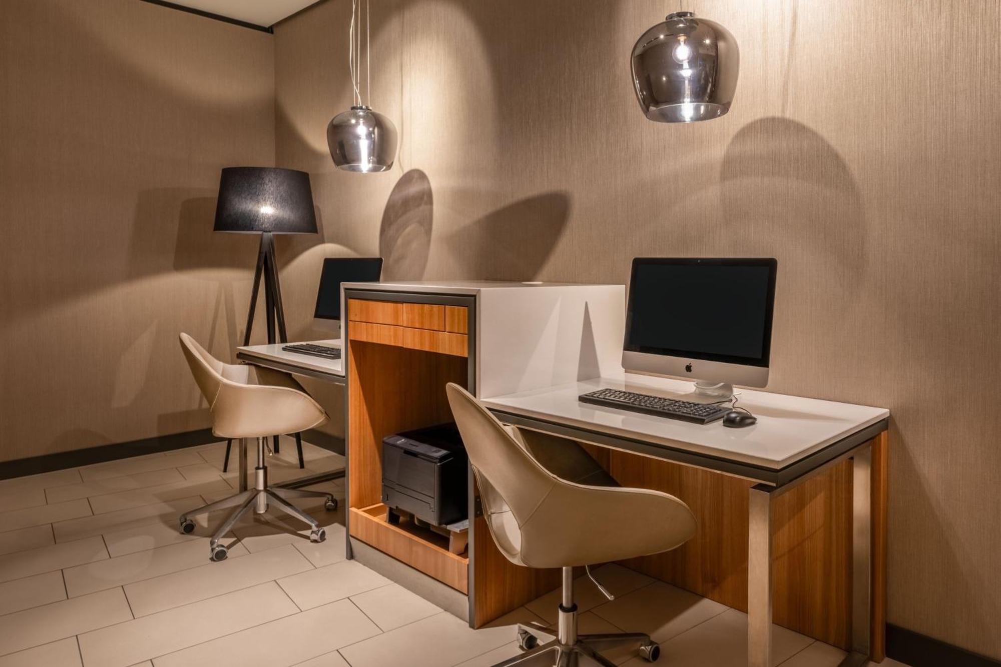 Courtyard By Marriott 4* Cologne