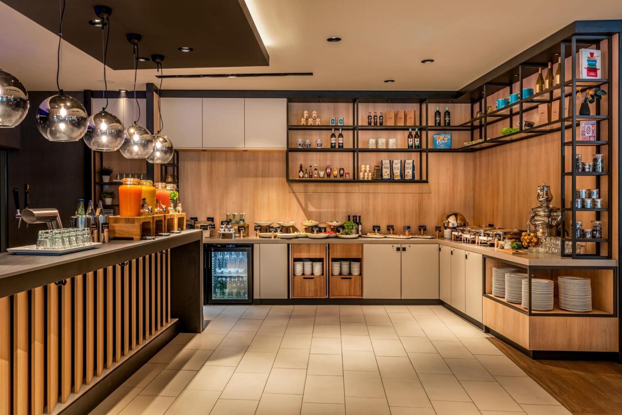 Courtyard By Marriott Cologne