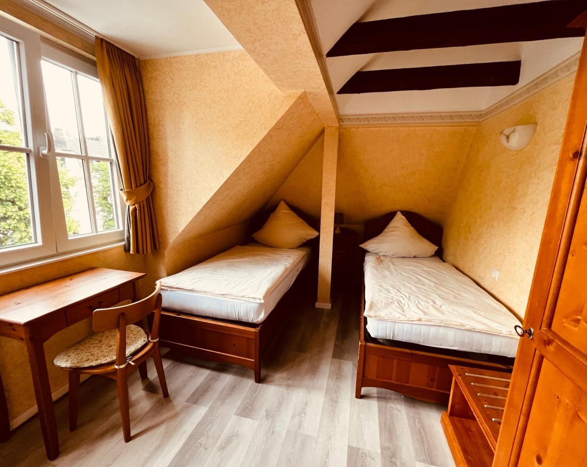 Hotel Osteria-hotel-centovini Cologne