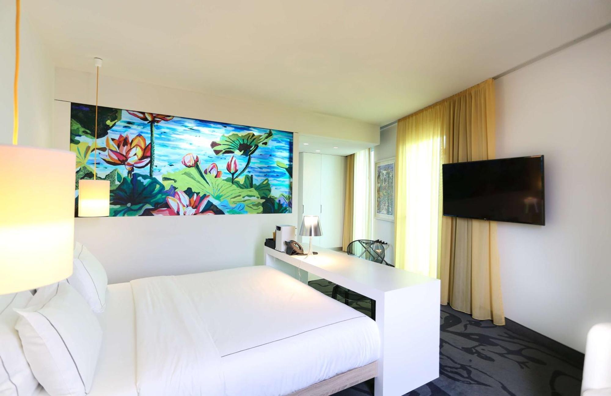 Art'otel Cologne, Powered By Radisson Hotel 4*