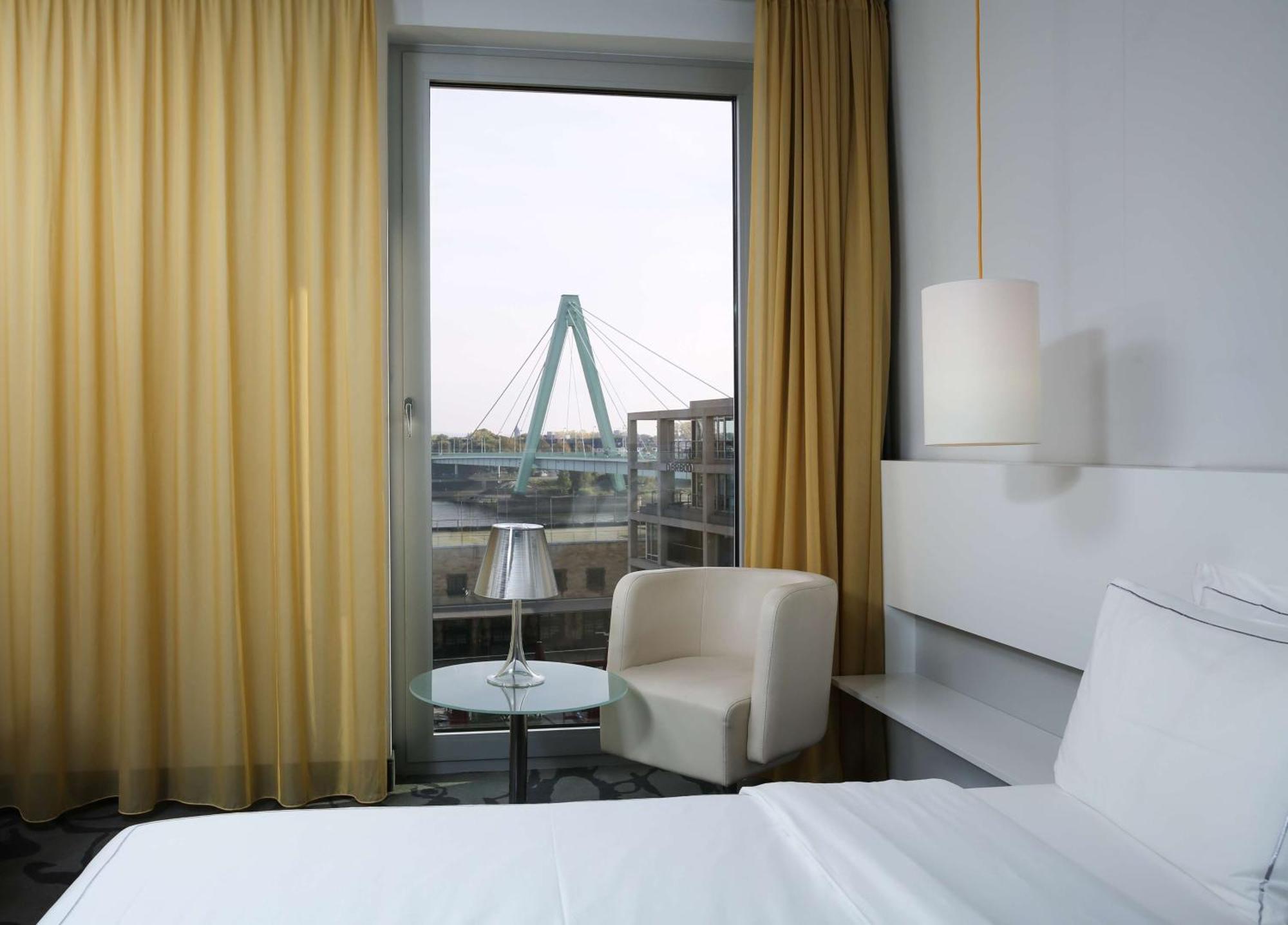 Art'otel Cologne, Powered By Radisson Hotel Cologne