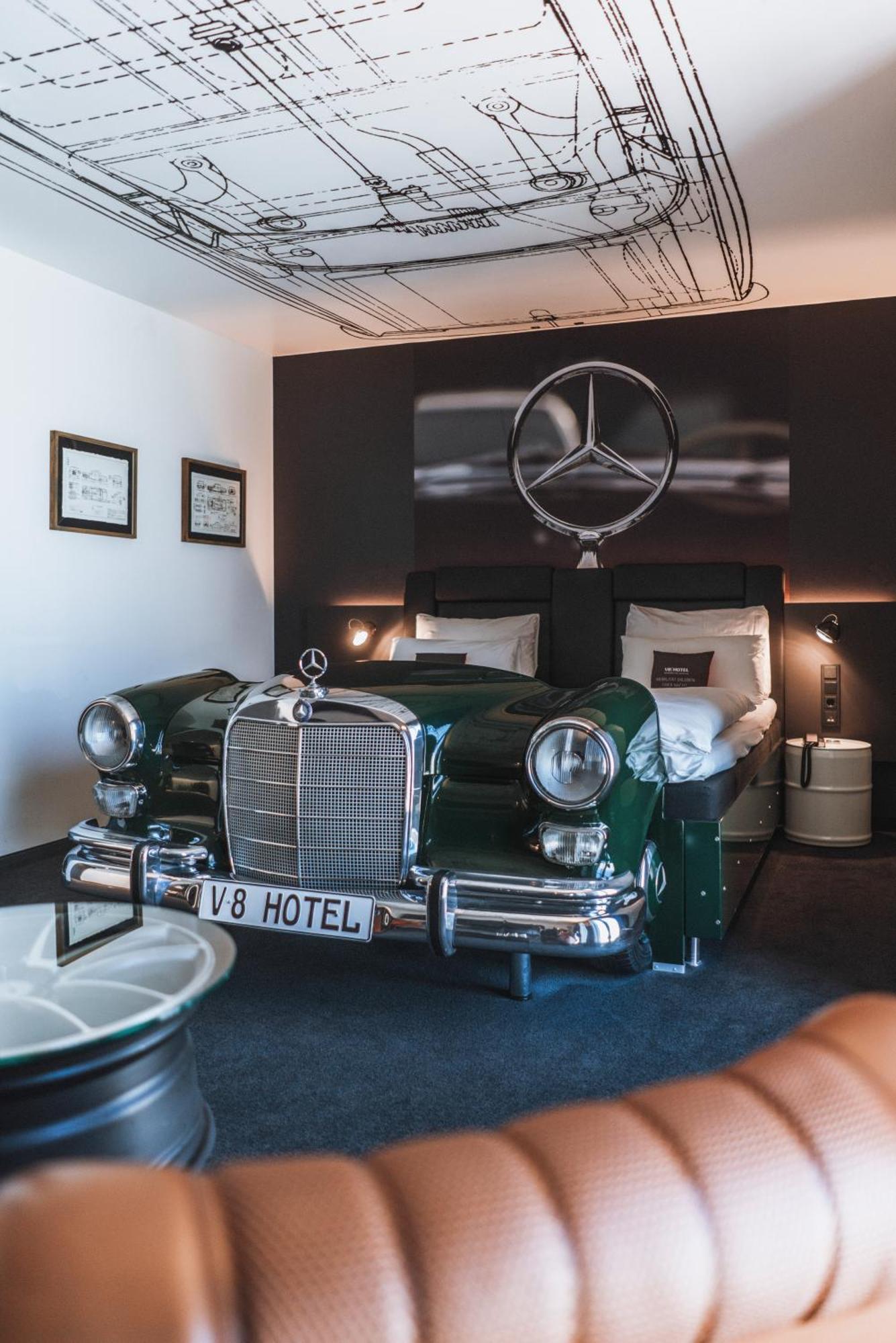 V8 At Motorworld 4* Cologne