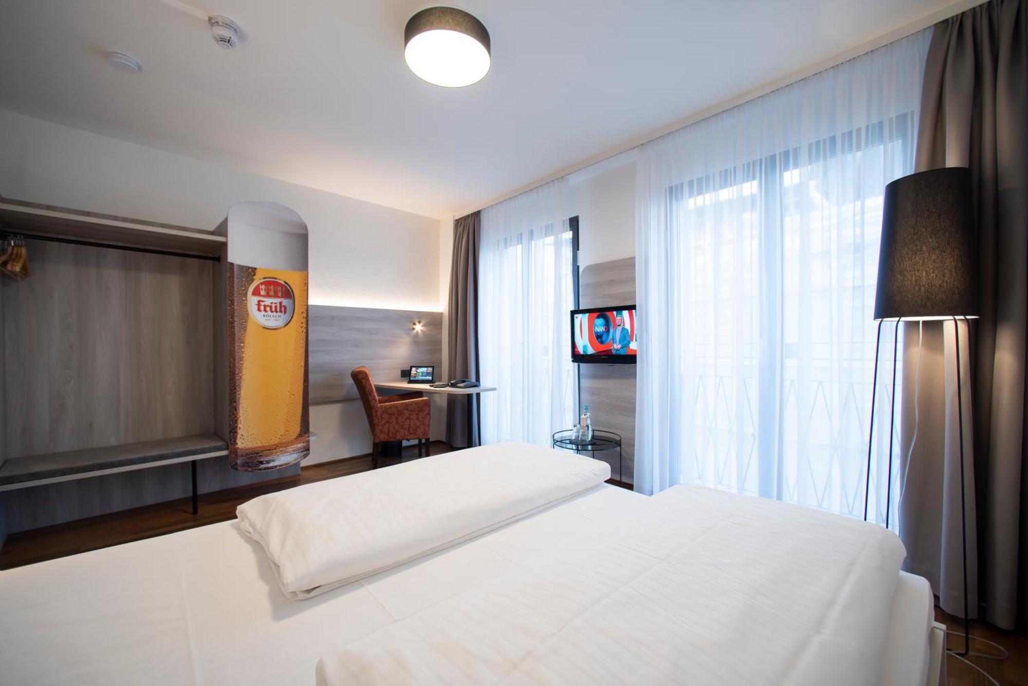 Eden Frueh Am Dom Hotel