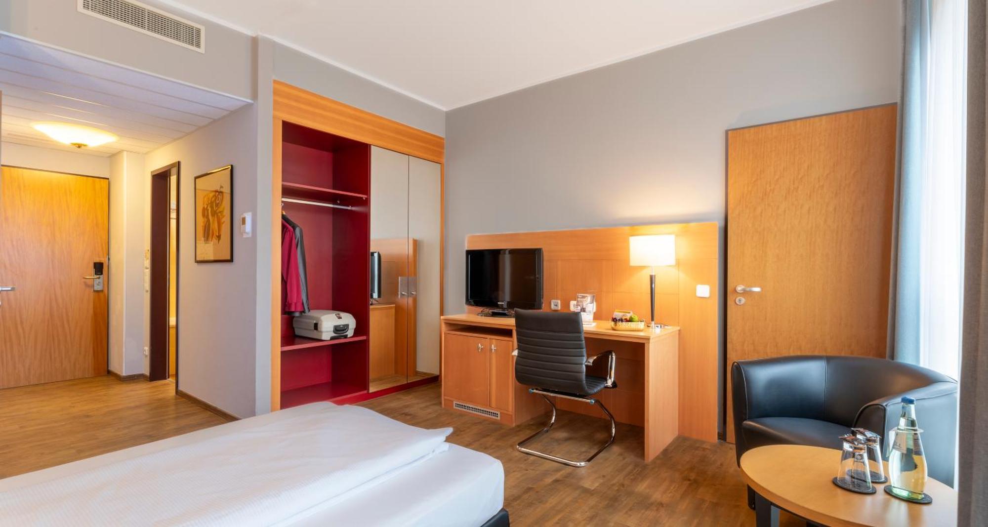 Hotel Plaza Premium