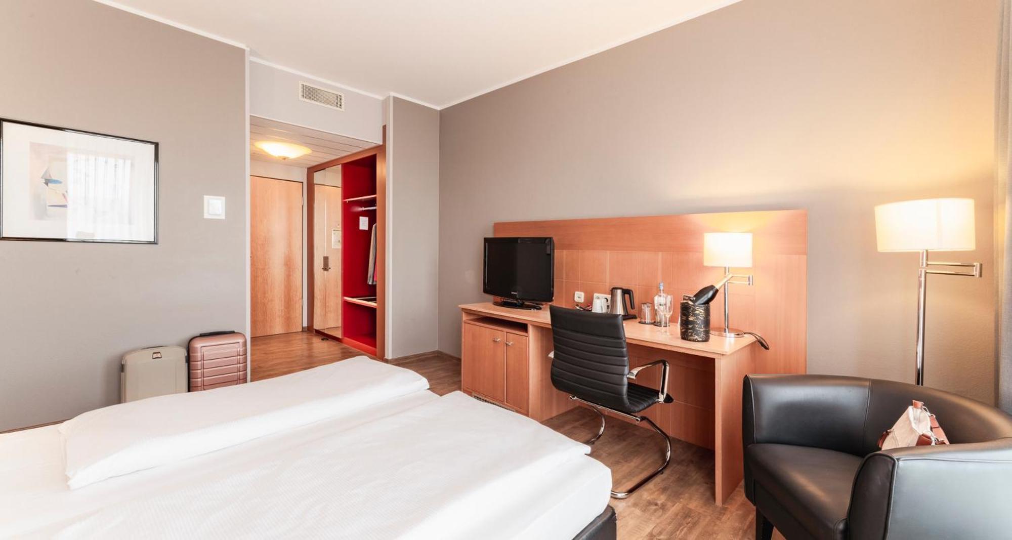 Hotel Plaza Premium