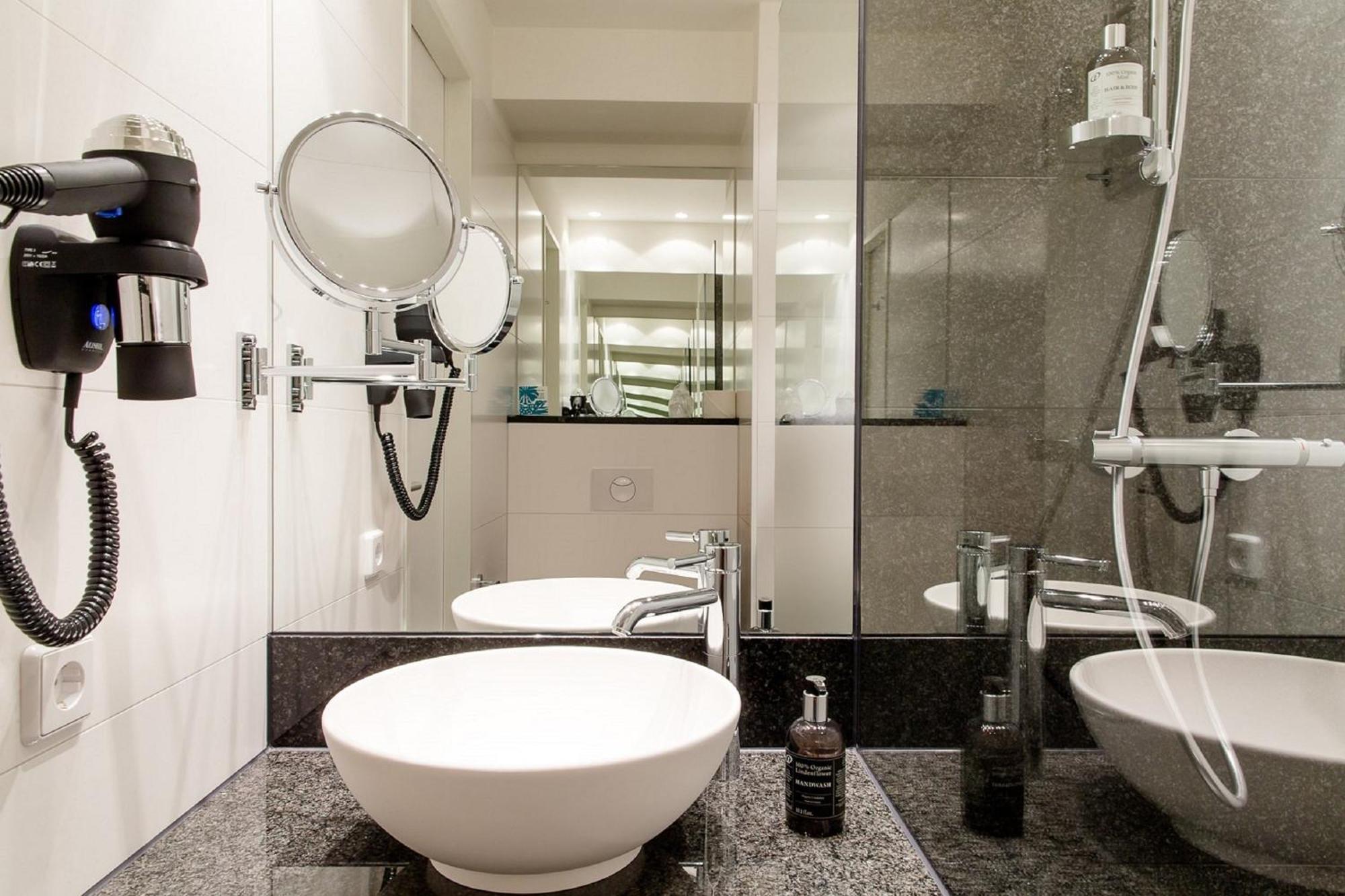 One Koeln-waidmarkt Hotel 3*