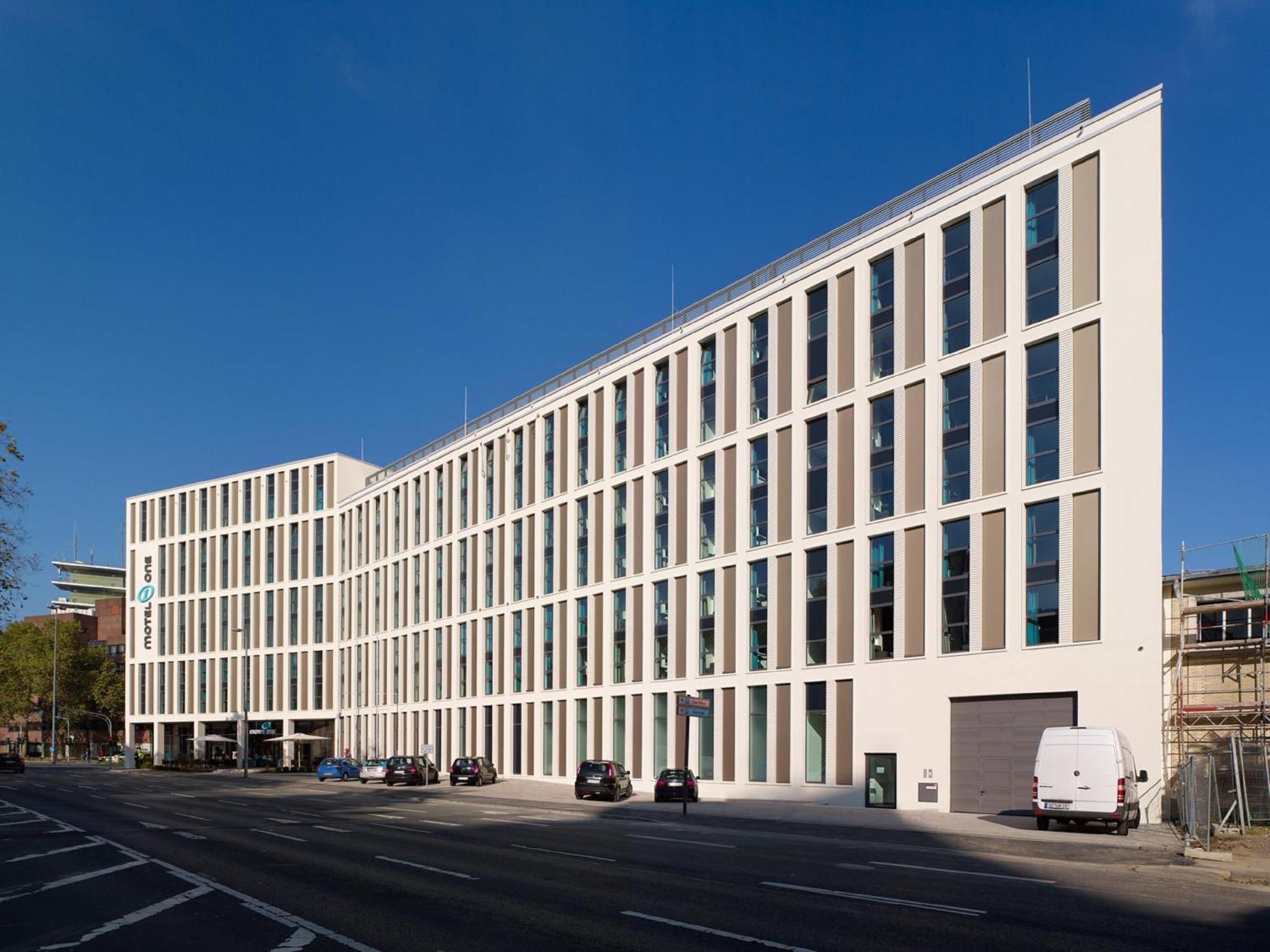 Hotel One Koeln-waidmarkt 3*