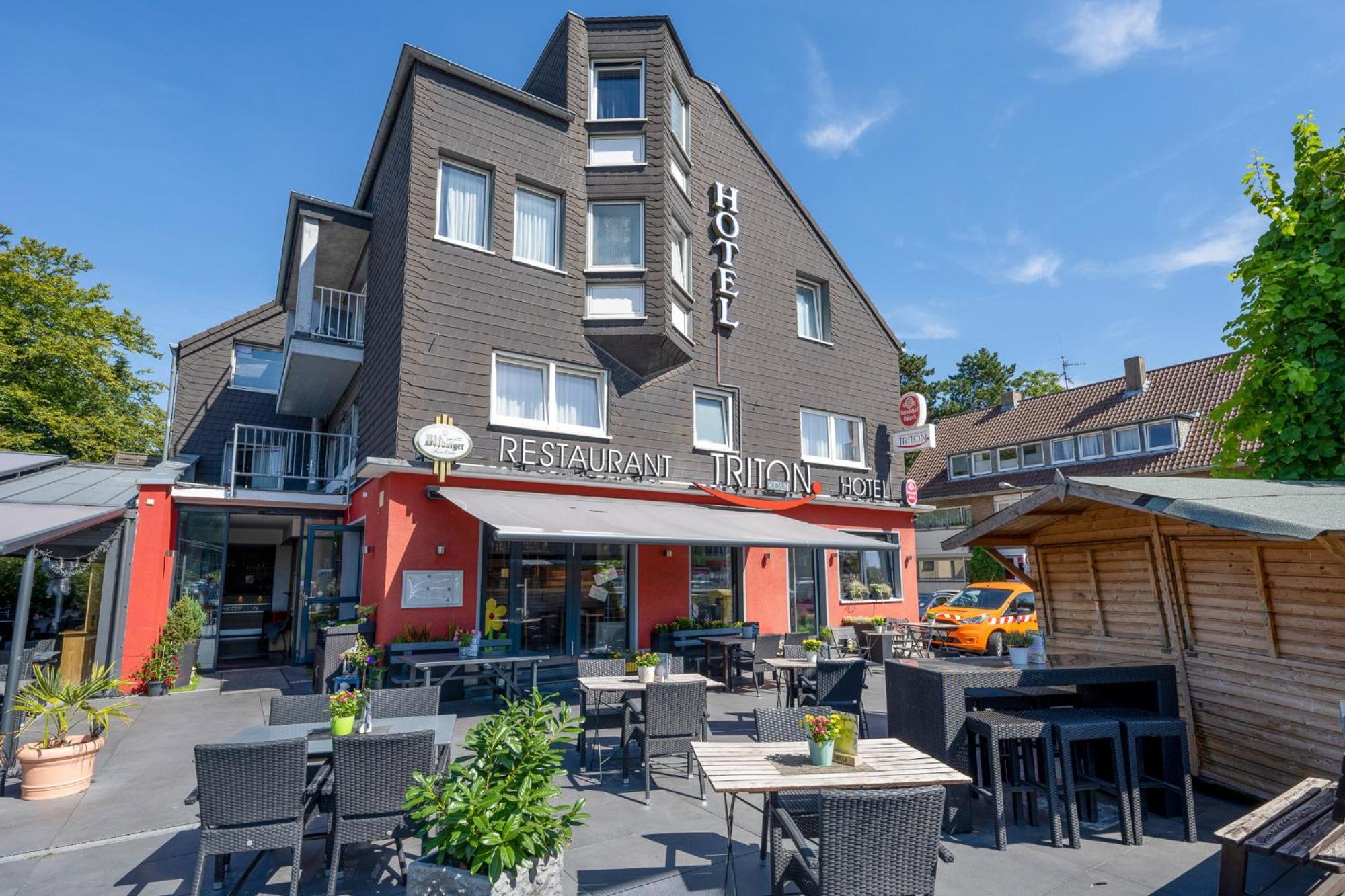 Triton Hotel 3*