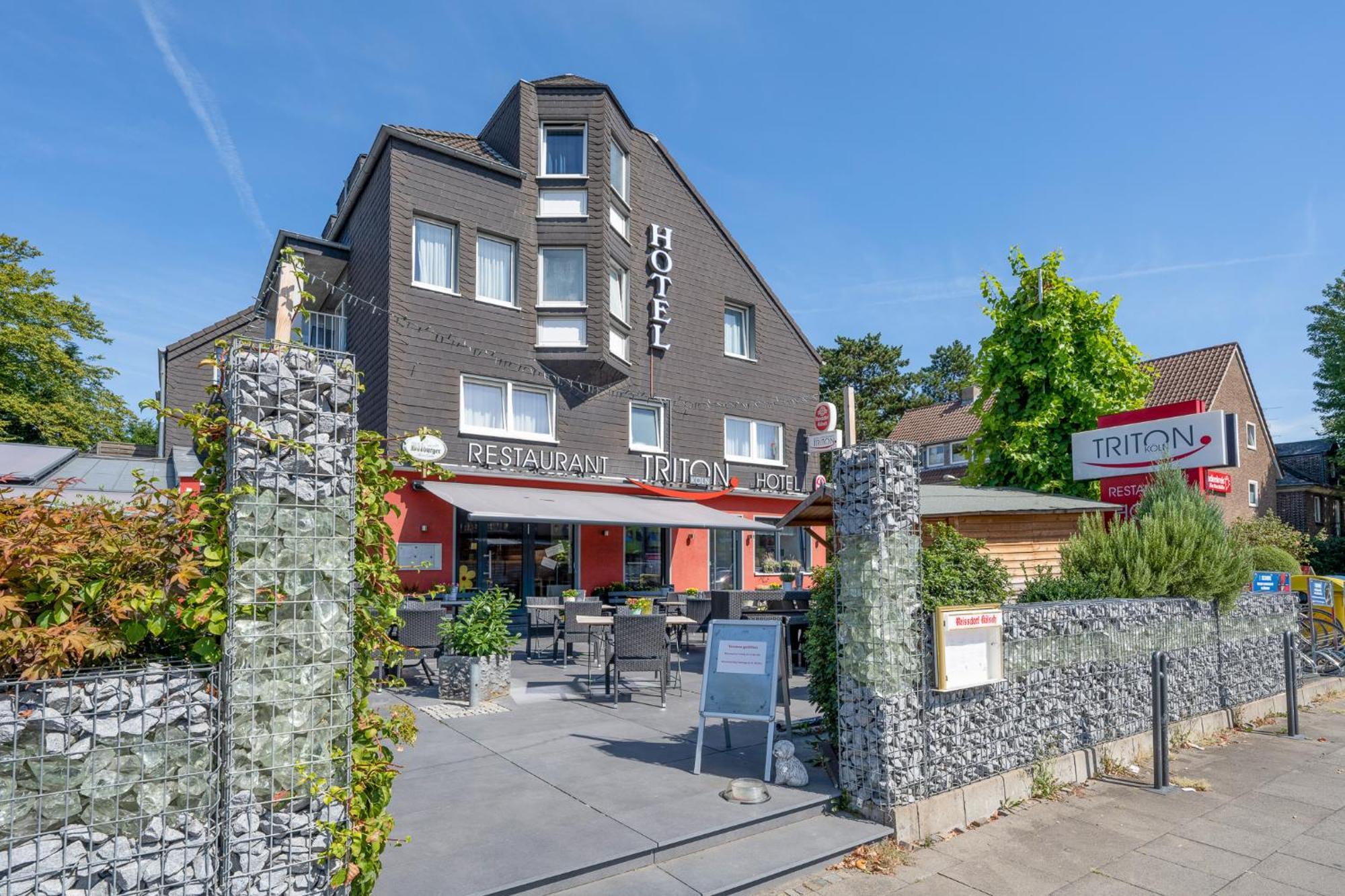Triton Hotel