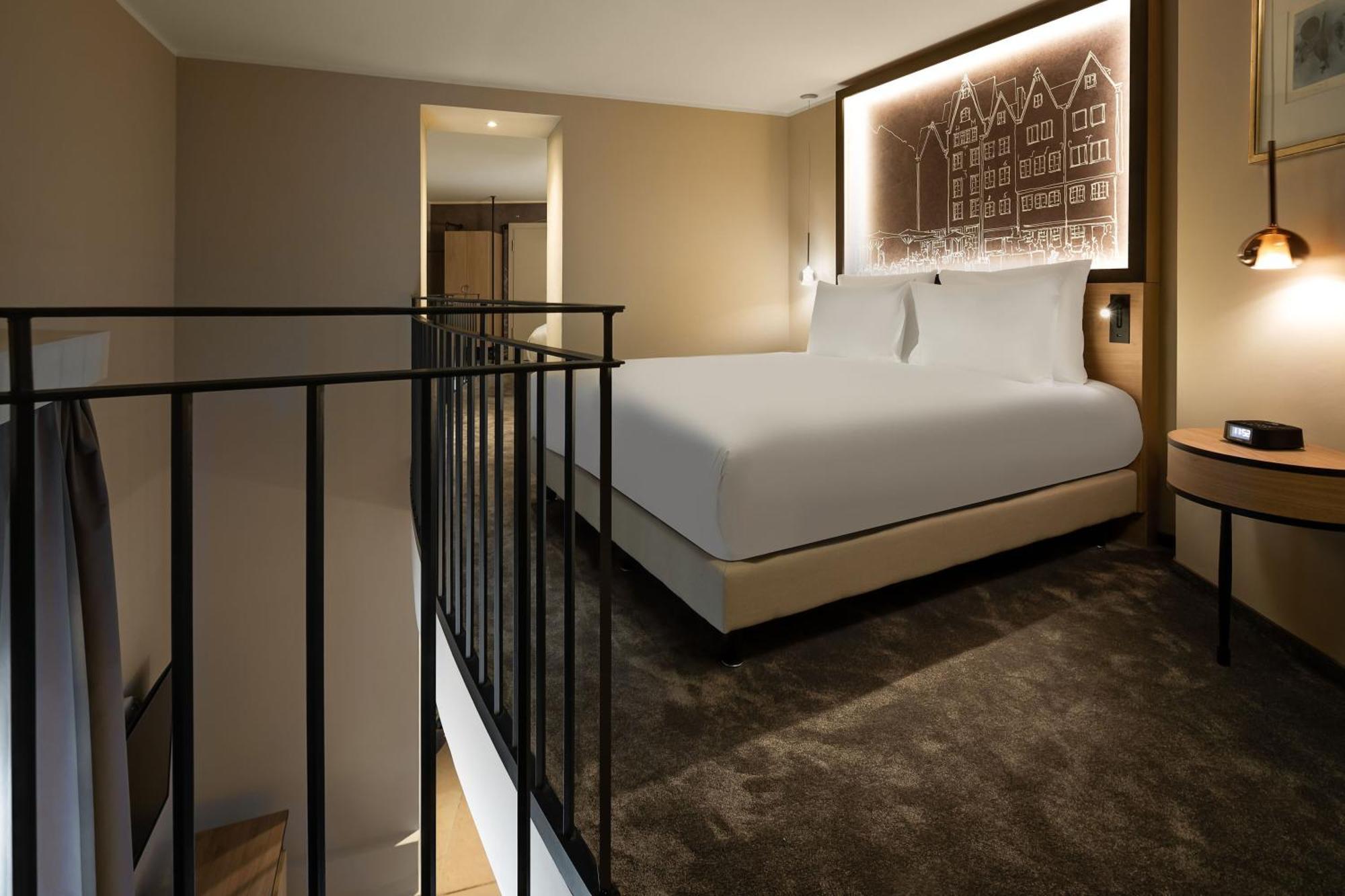 Wasserturm Cologne, Curio Collection By Hilton 4* Köln
