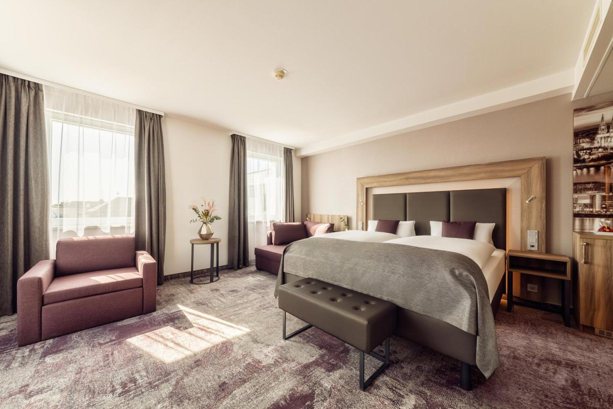 Cityclass Am Dom 4*