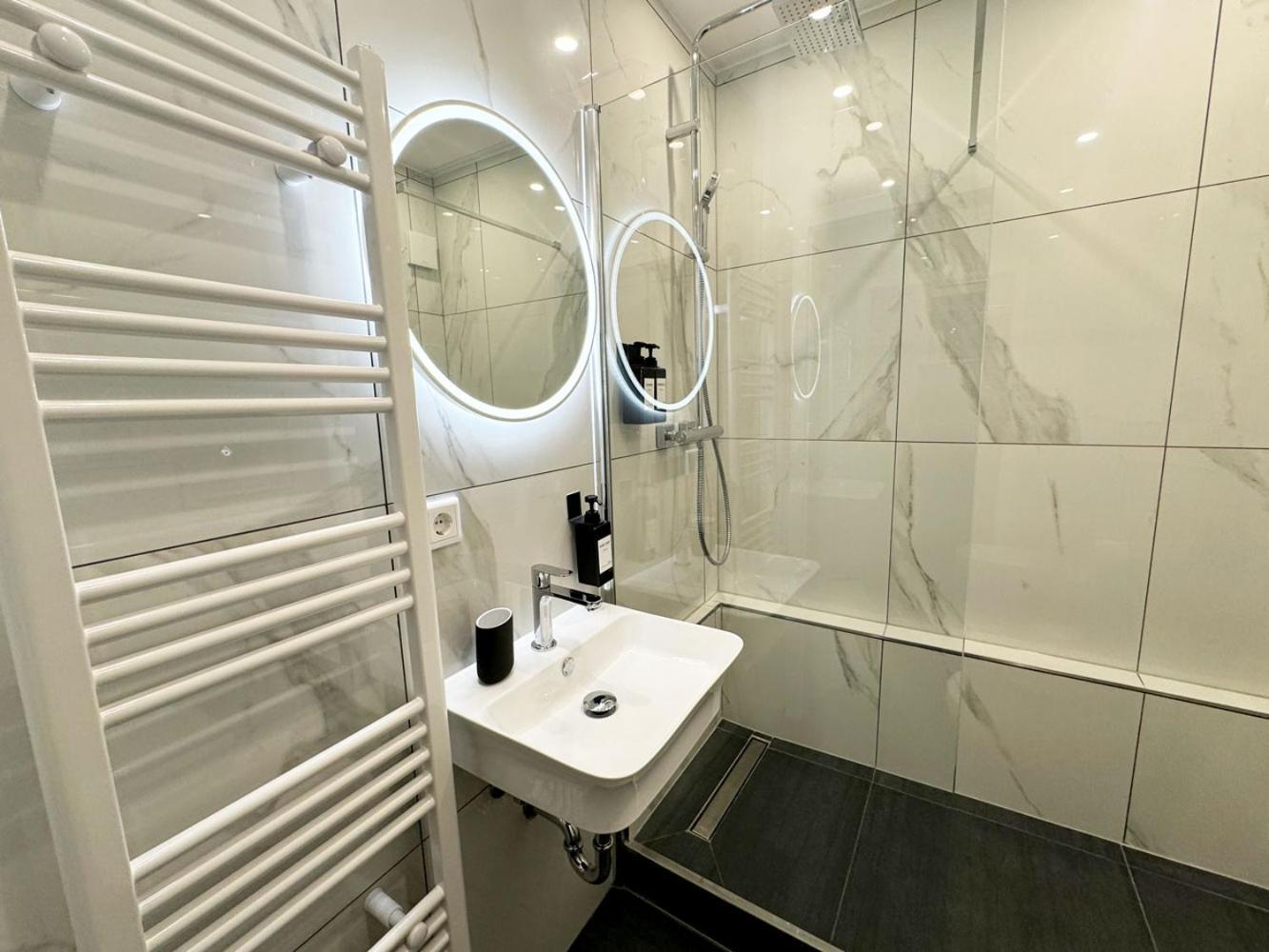 Apartment Spot Zimmer24frei In