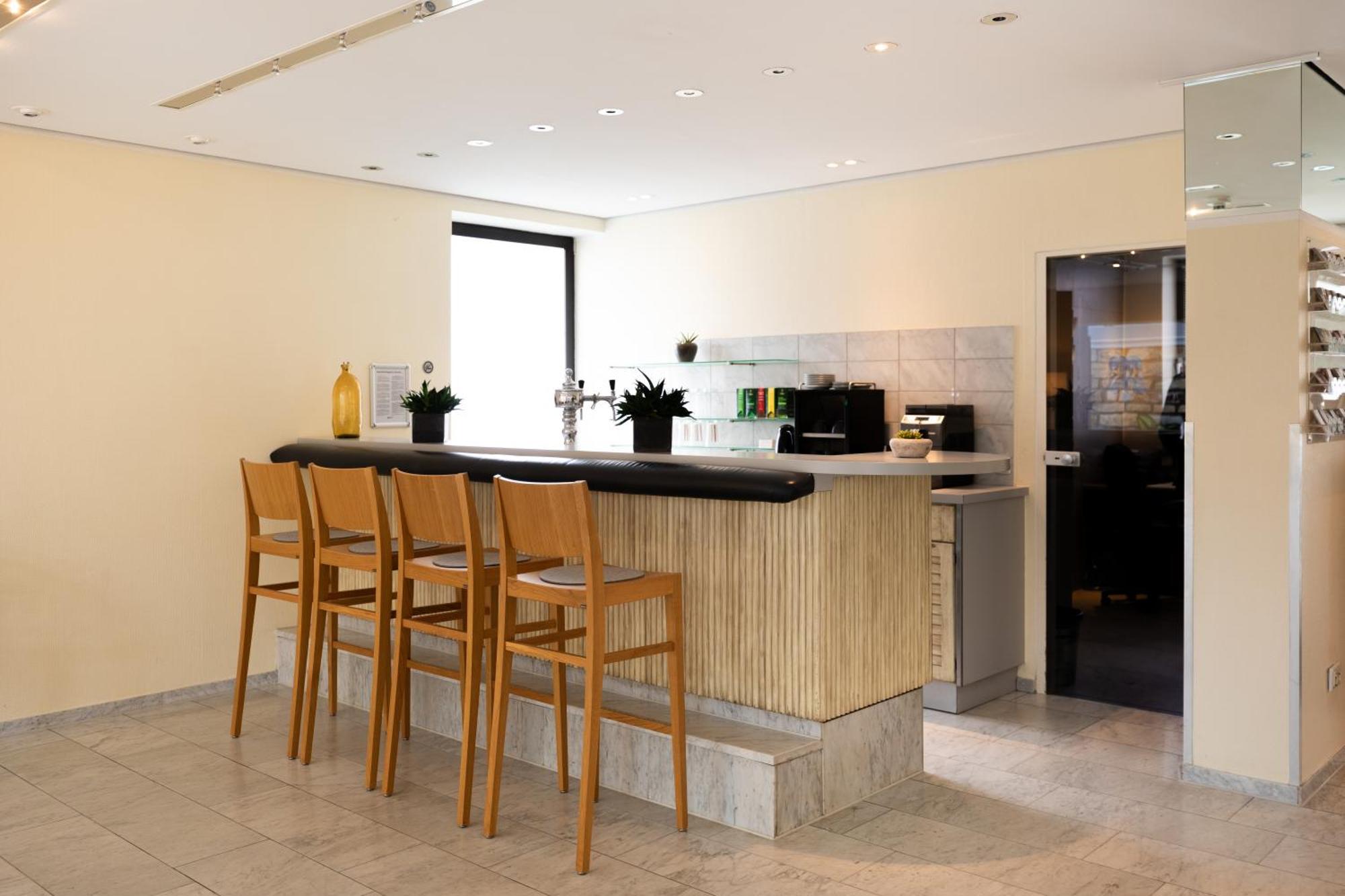 Select Silence Garden 4* Keulen