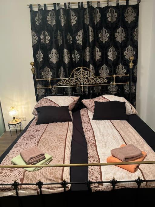 Luxurioese Mit Sauna Und Whirlpool Apartment Cologne