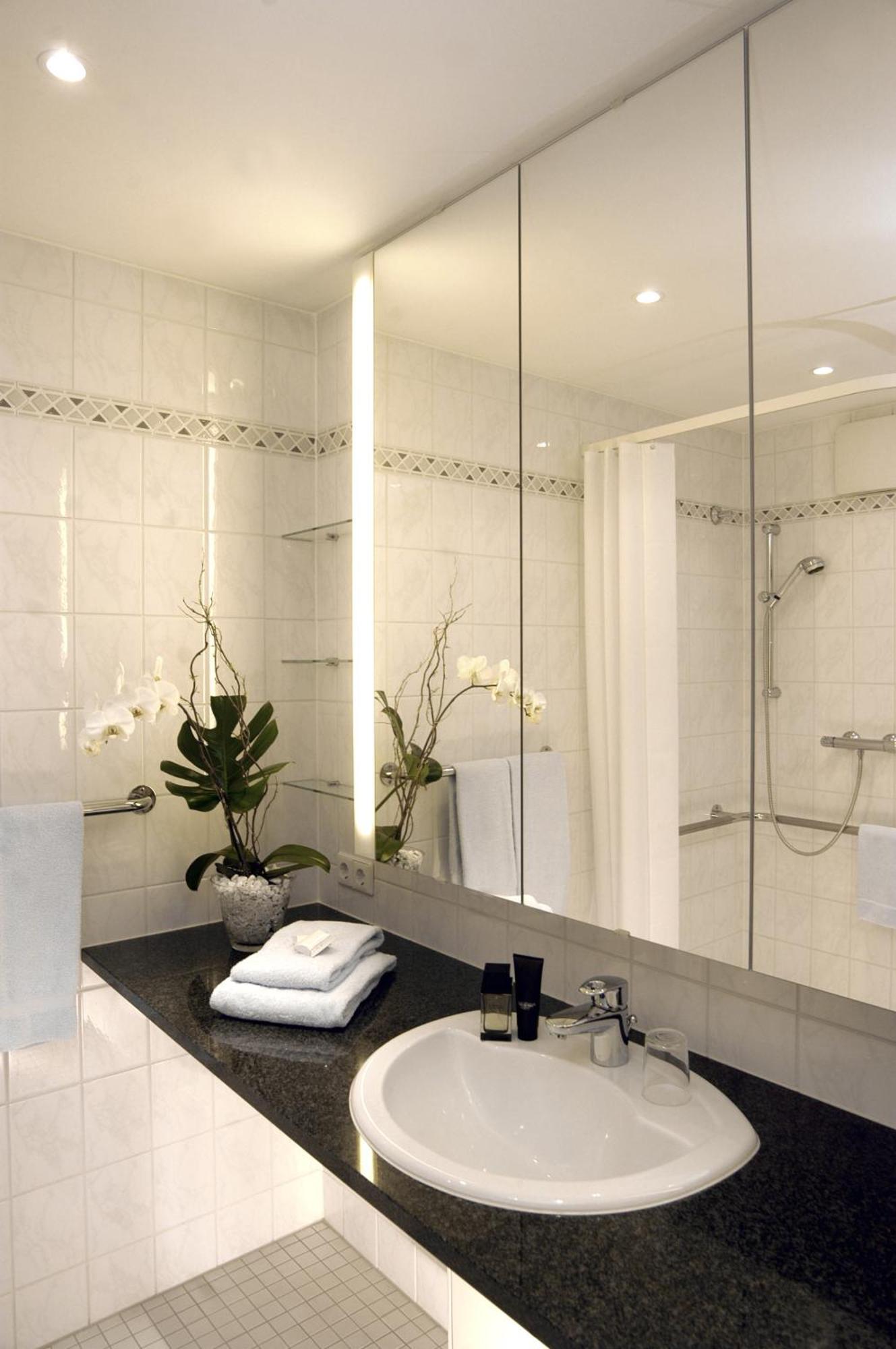 Residenz Am Dom Boardinghouse Apartahotel 4*