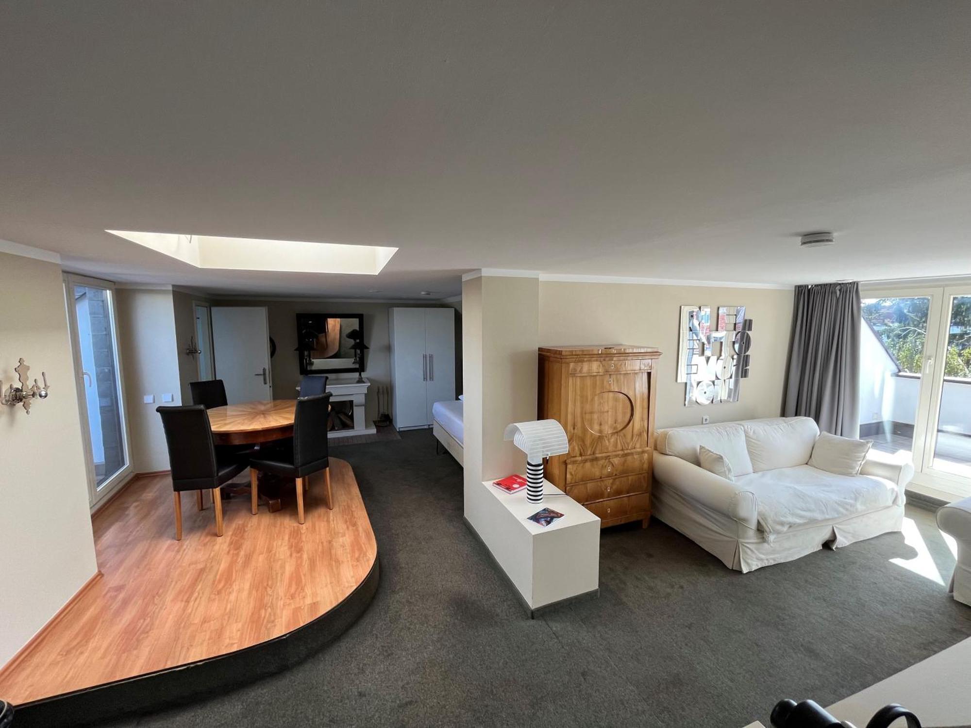 Hotel Rugs Cologne