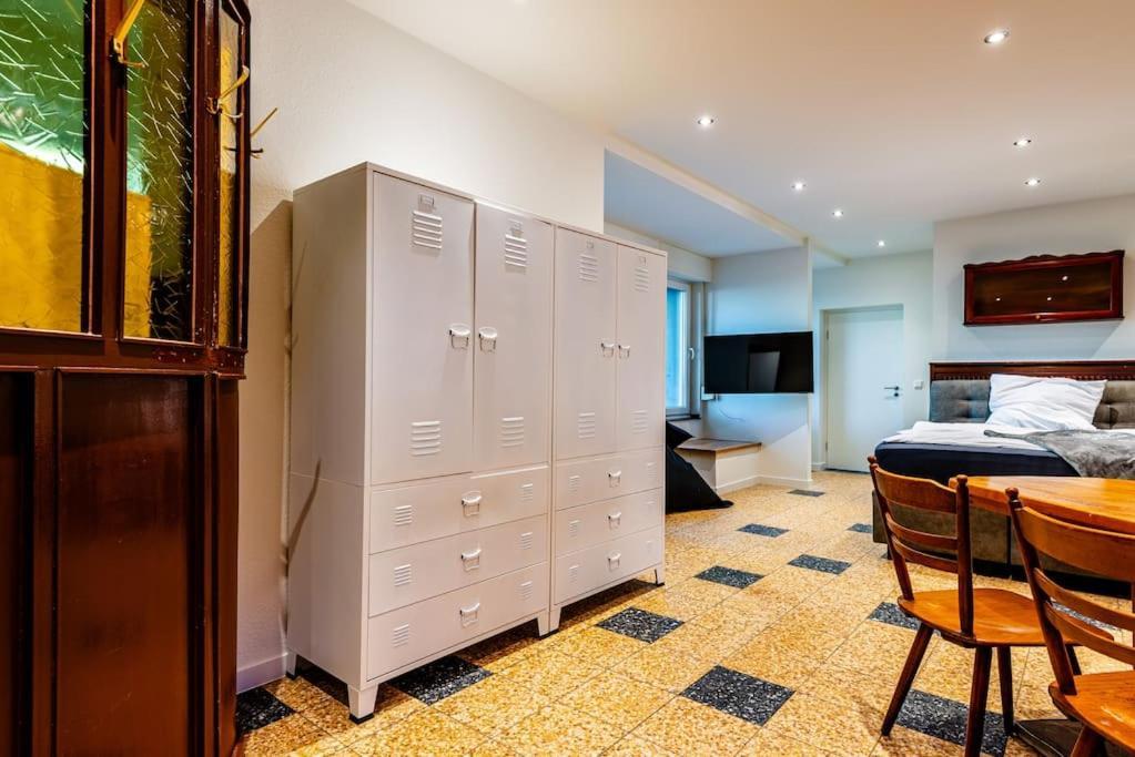 Apartment Wohnen In Ehemaliger Kneipe