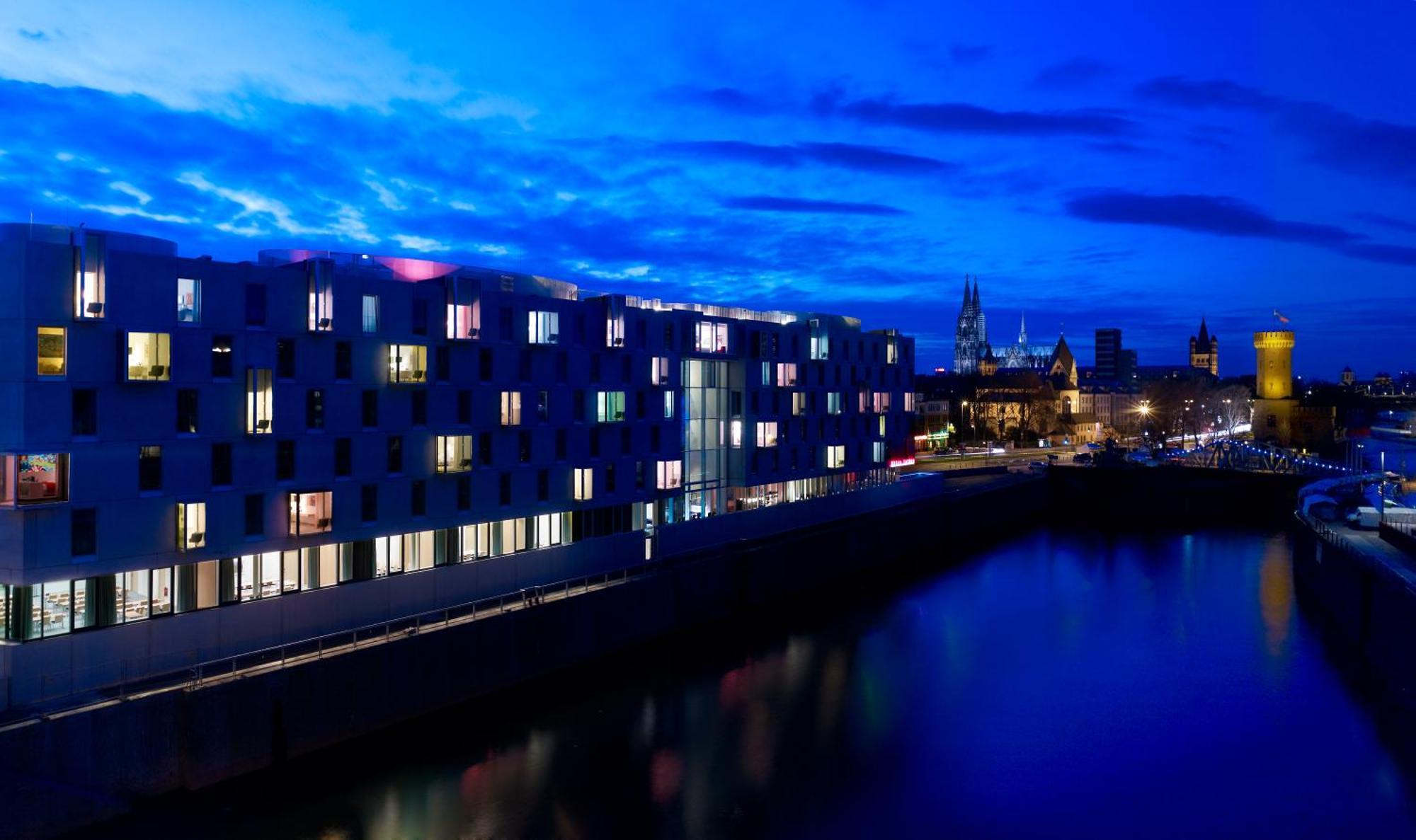 Hotel Art'otel Cologne, Powered By Radisson 4*