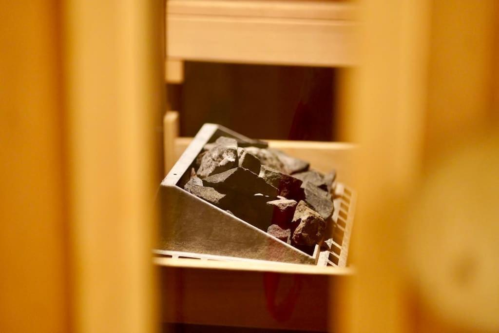 Apartment Helle Kellerwohnung Im Gruenen Mit Sauna