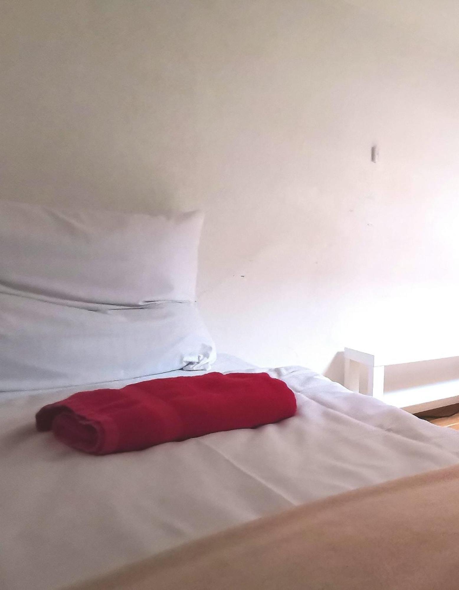 Privat In Zwei-zimmer-wohnung Als 2er Wg * Köln