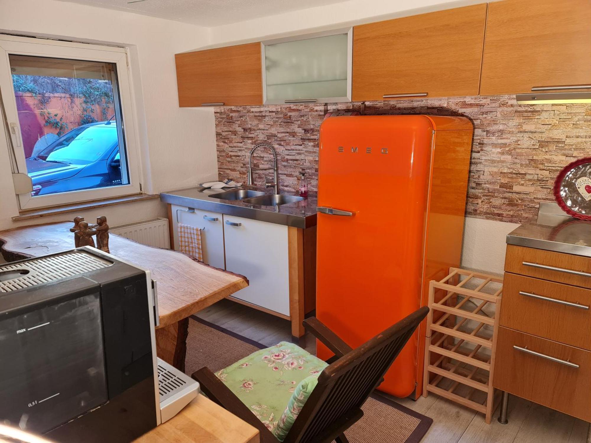 Schoenste Lage Am Rhein In Unmittelbarer Stadtnaehe, Bed & Breakfast Cologne
