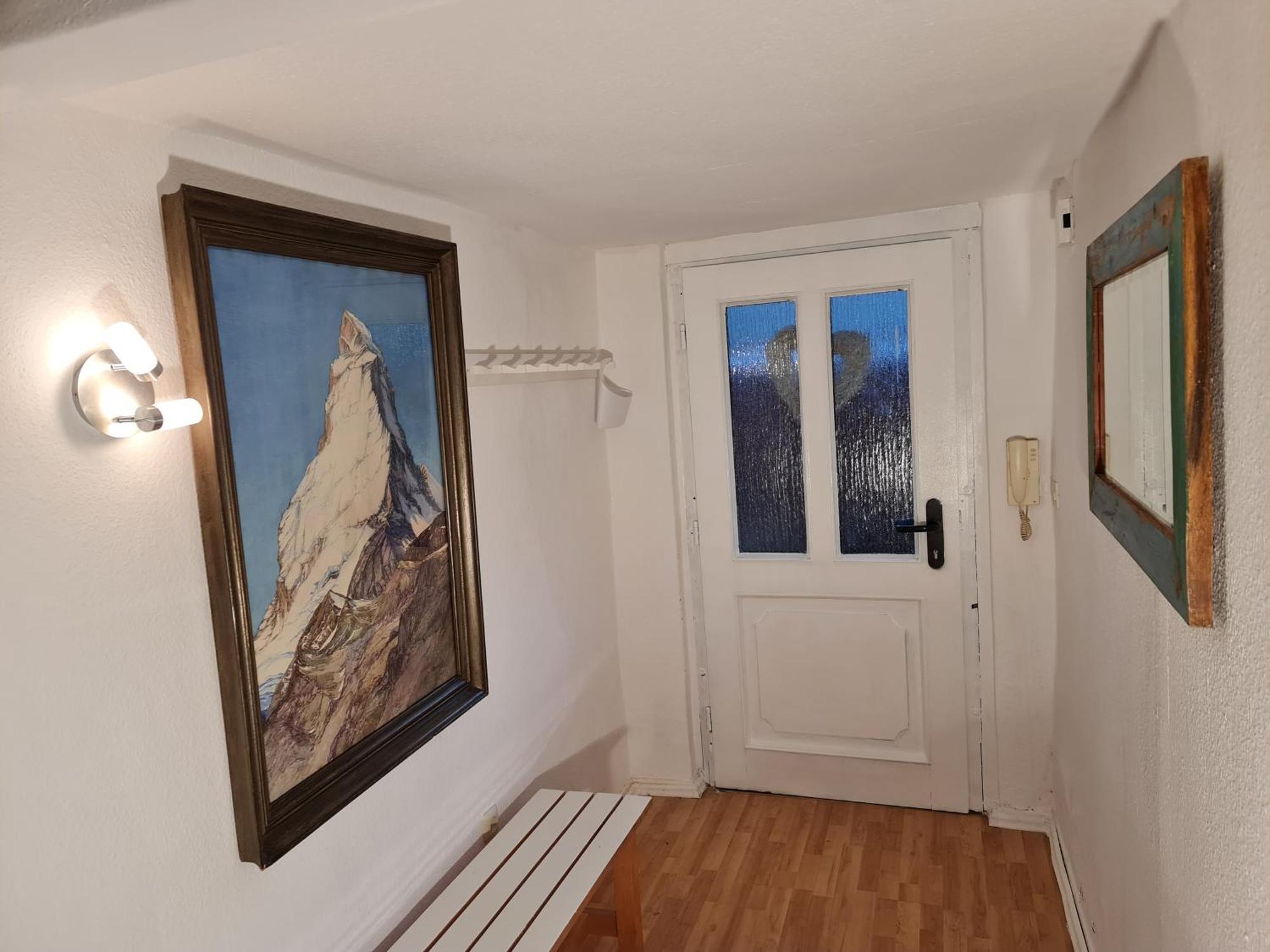 Schoenste Lage Am Rhein In Unmittelbarer Stadtnaehe, Colónia