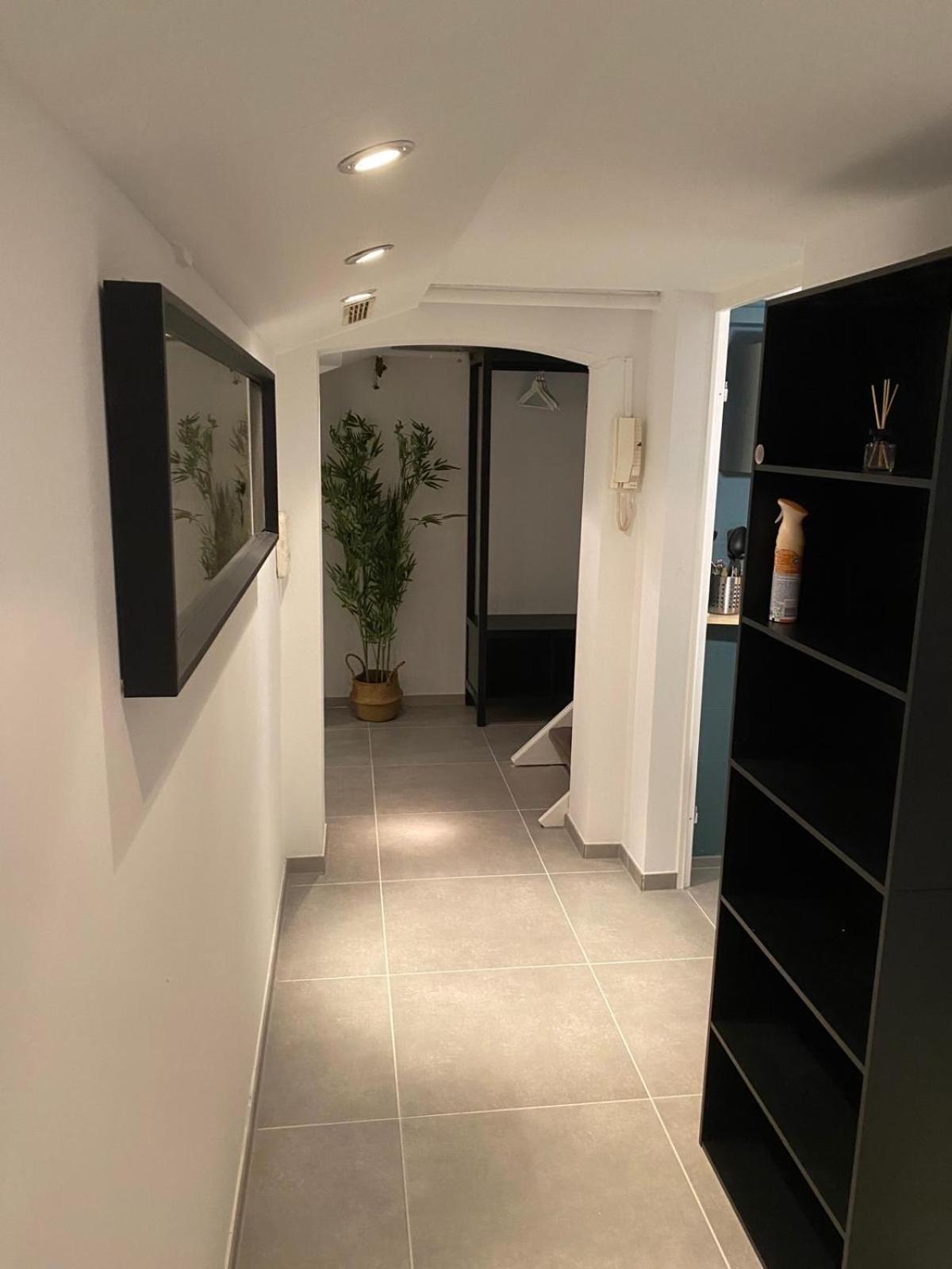 Schoene 2-zimmer In Sehr Guter Lage Apartment