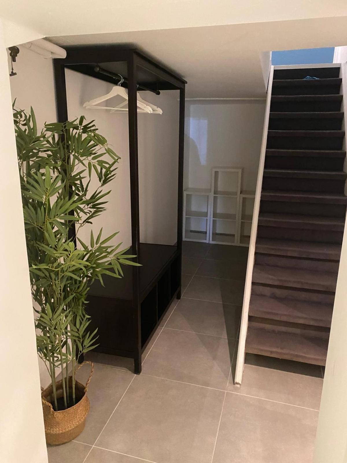 Schoene 2-zimmer In Sehr Guter Lage