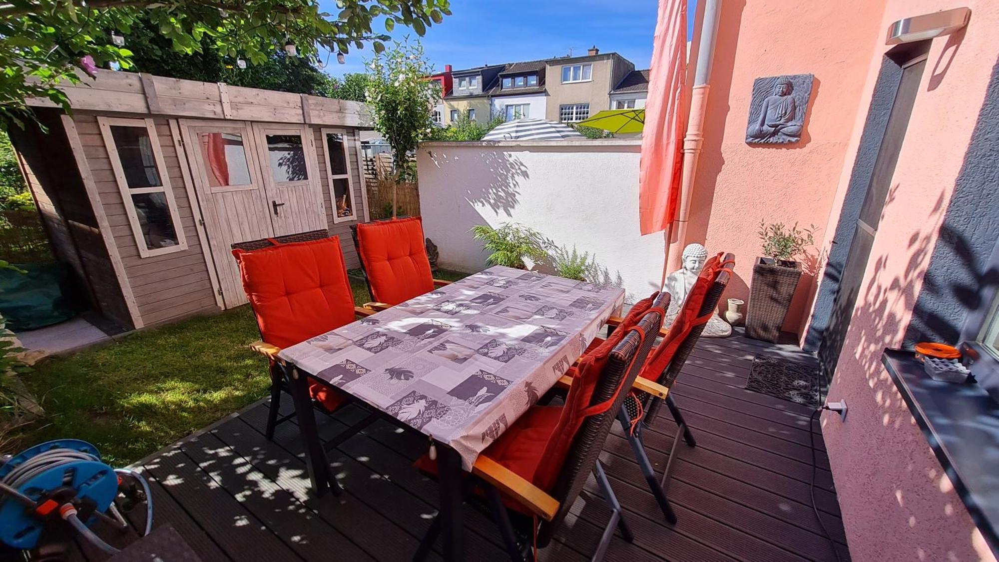 Haus Mit Garten, 20 Min. Zum Dom&messe
