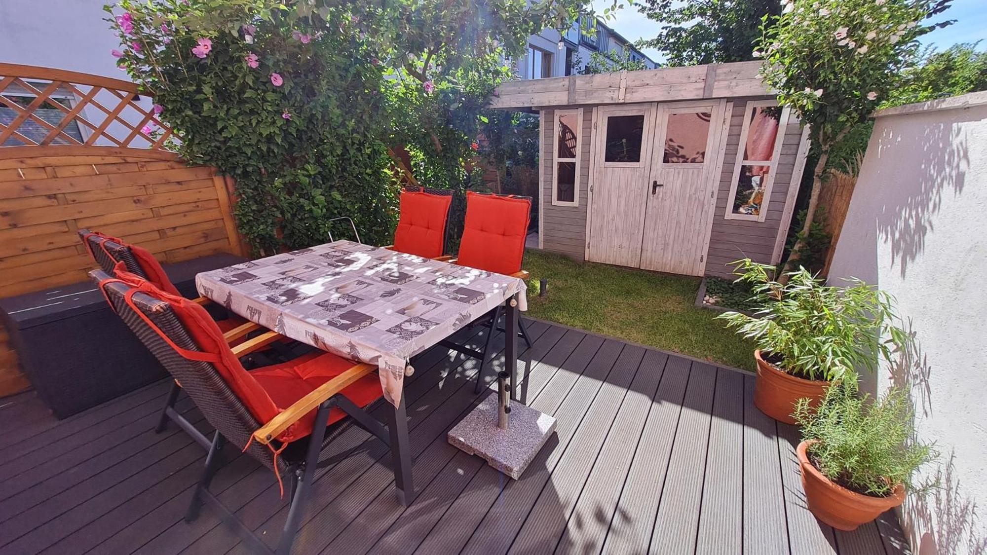 Haus Mit Garten, 20 Min. Zum Dom&messe *