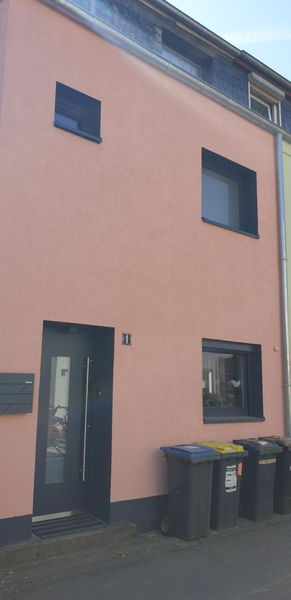 Haus Mit Garten, 20 Min. Zum Dom&messe * Colonia