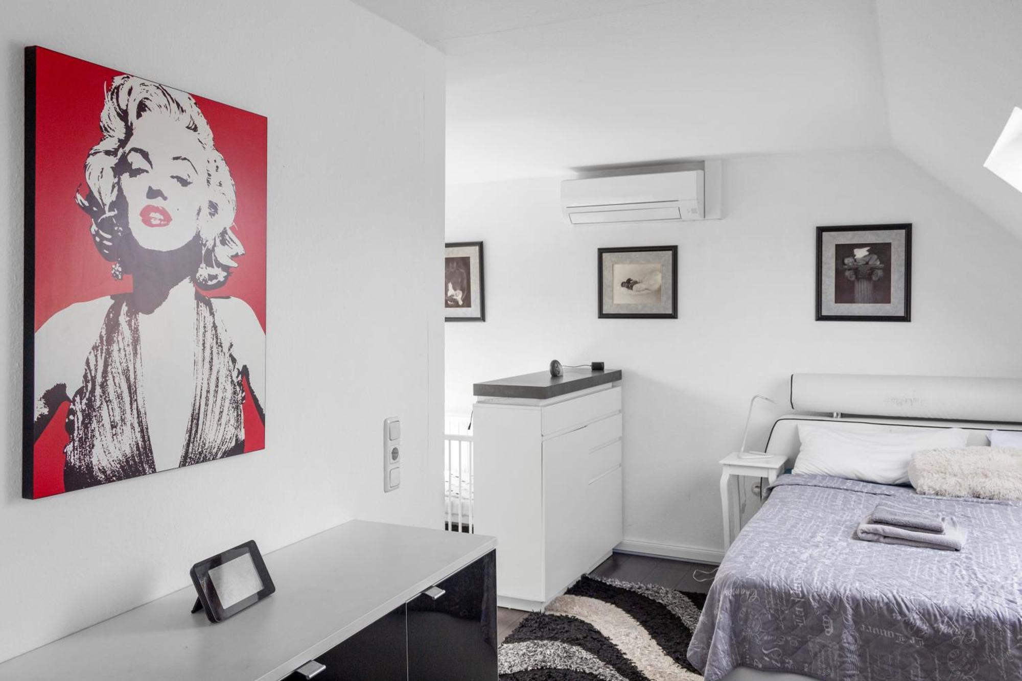 Charmante Maisonette Mit Balkon Und Gartenblick Cologne