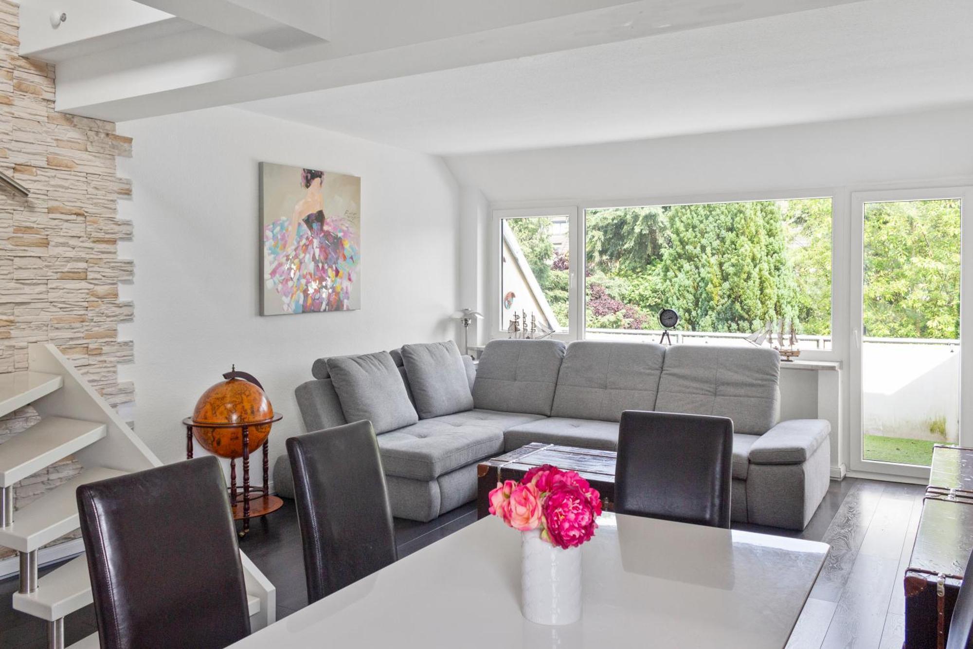Charmante Maisonette Mit Balkon Und Gartenblick * Cologne