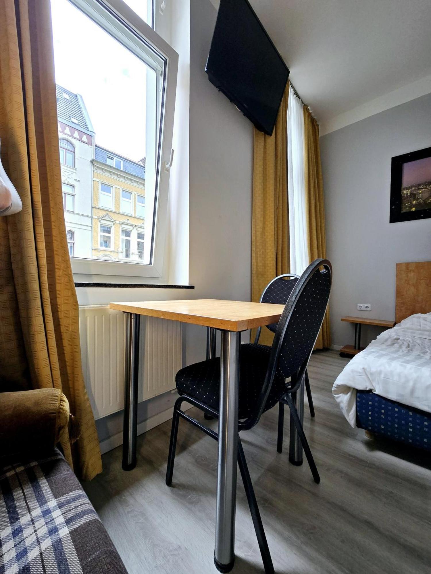 Storch Hotel