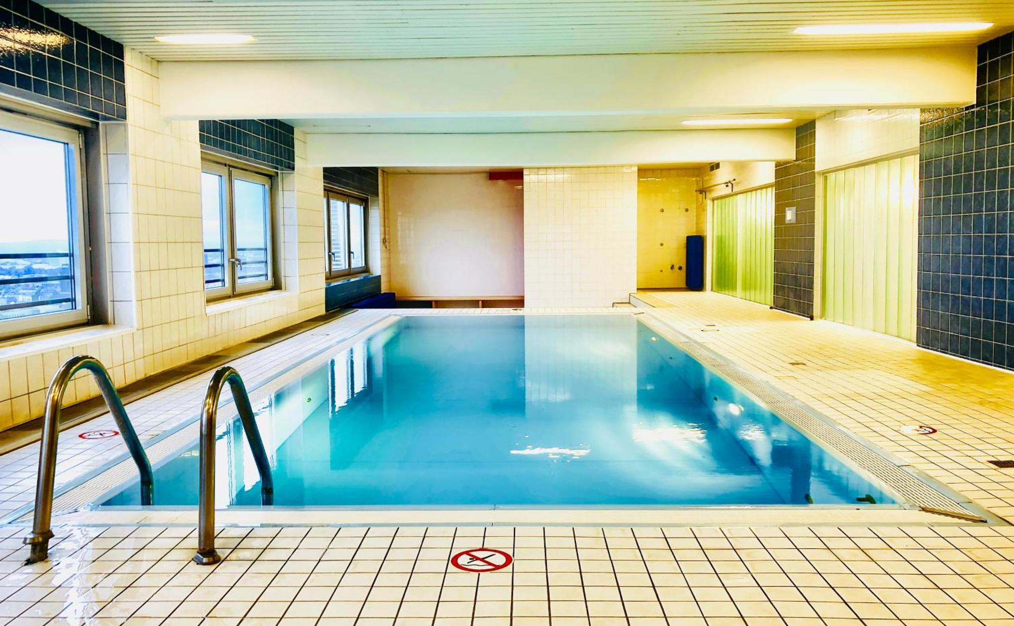 Appartement Domspitzen-blick, Cooles 2 Mit Indoor-swimmingpool Auf Dem Dach, Kueche Und Smart-tv *