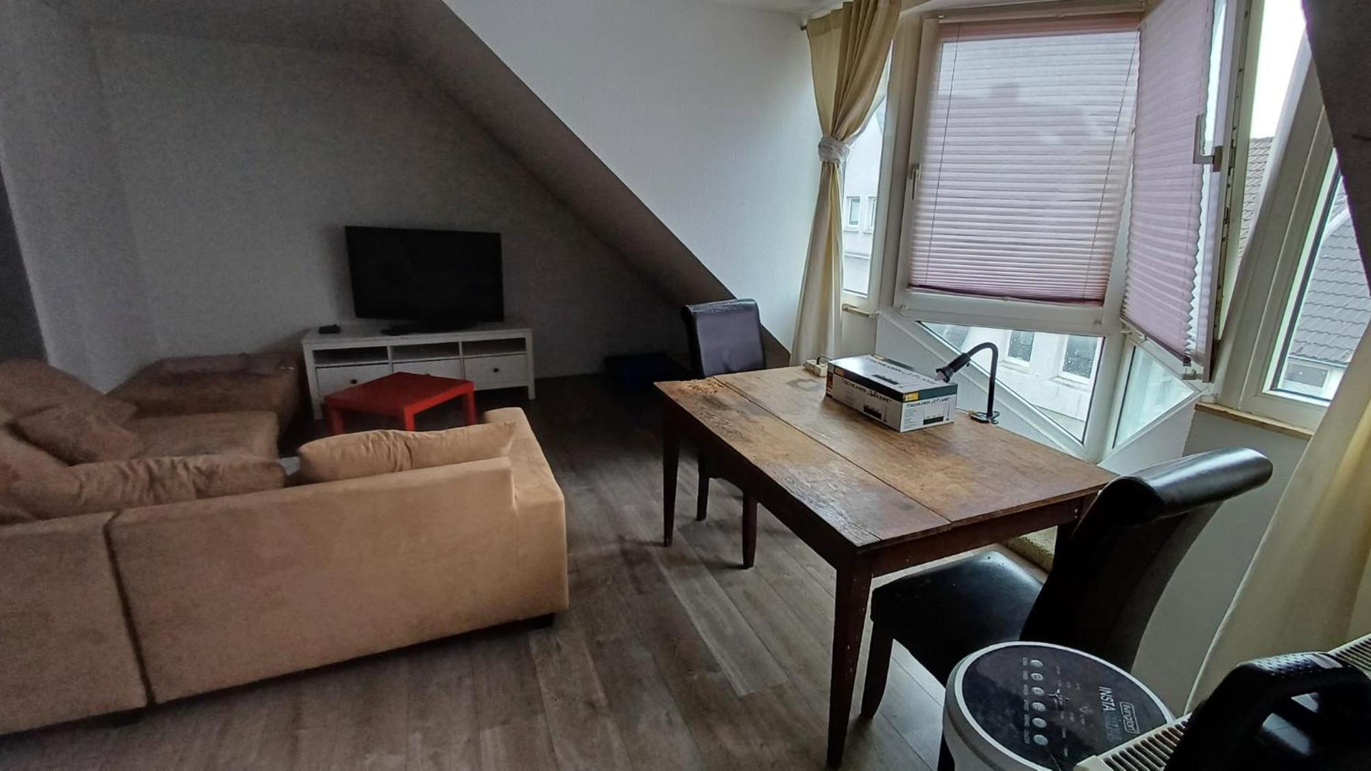Komfort Citytrain Messe Business Erholung Wifi Mit Magentatv Bis 4 Pers Apartamento