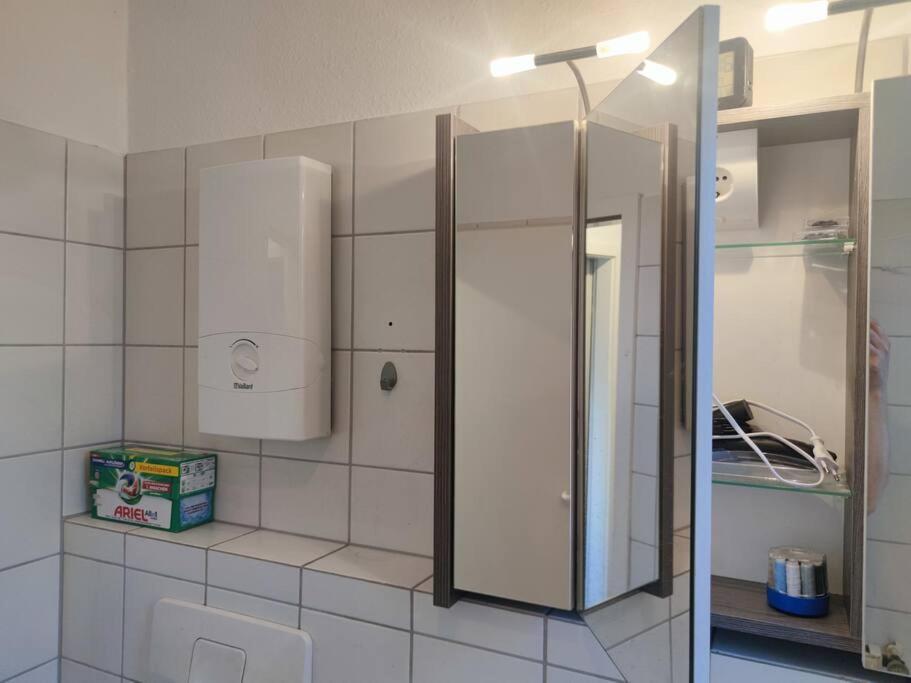 Komfort Citytrain Messe Business Erholung Wifi Mit Magentatv Bis 4 Pers Apartamento *