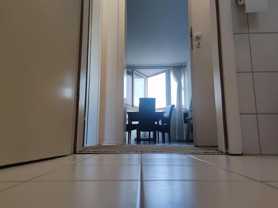 Apartamento Komfort Citytrain Messe Business Erholung Wifi Mit Magentatv Bis 4 Pers Colonia