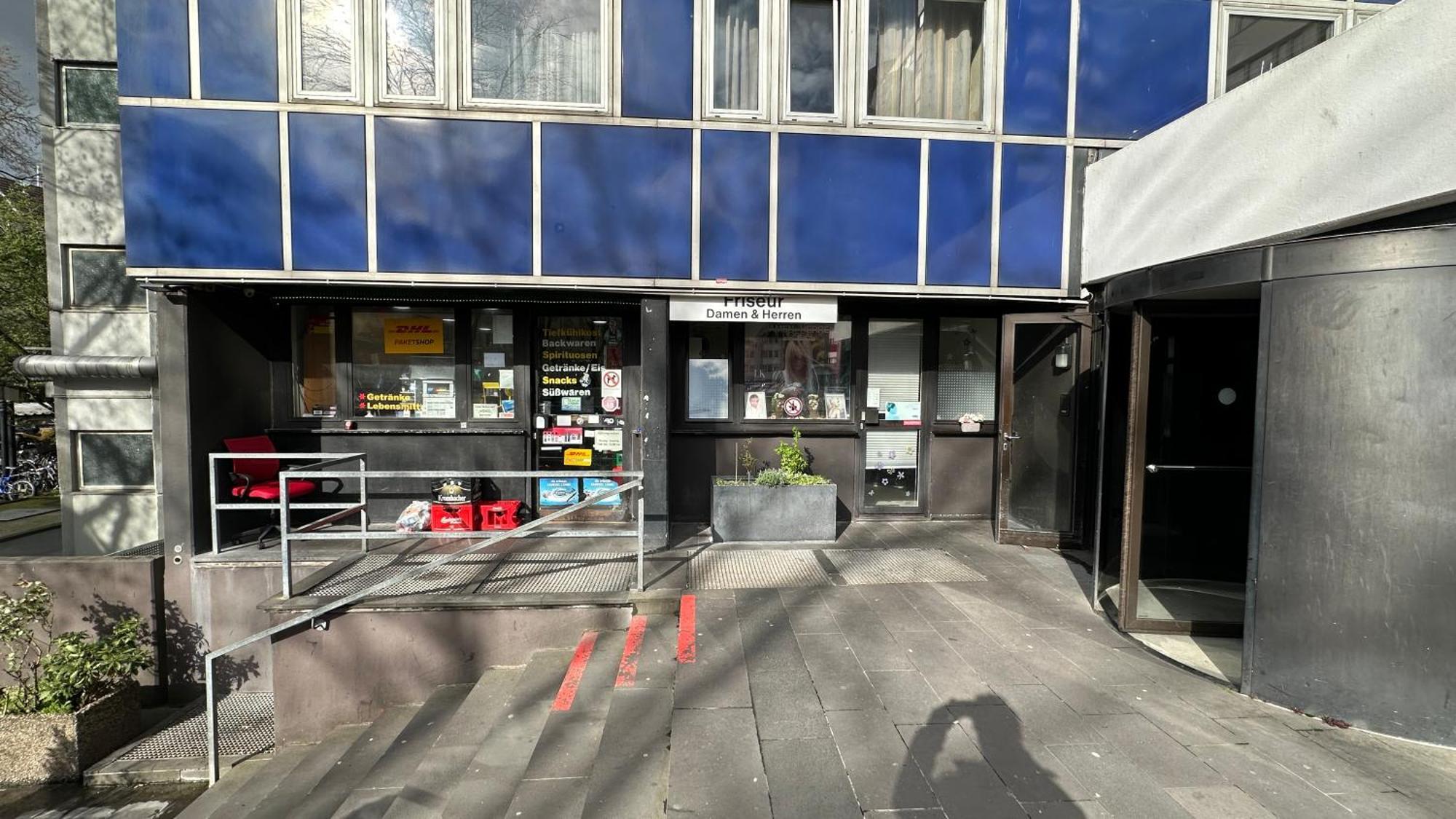 Domspitzen-blick, Cooles 2 Mit Indoor-swimmingpool Auf Dem Dach, Kueche Und Smart-tv Apartment Cologne