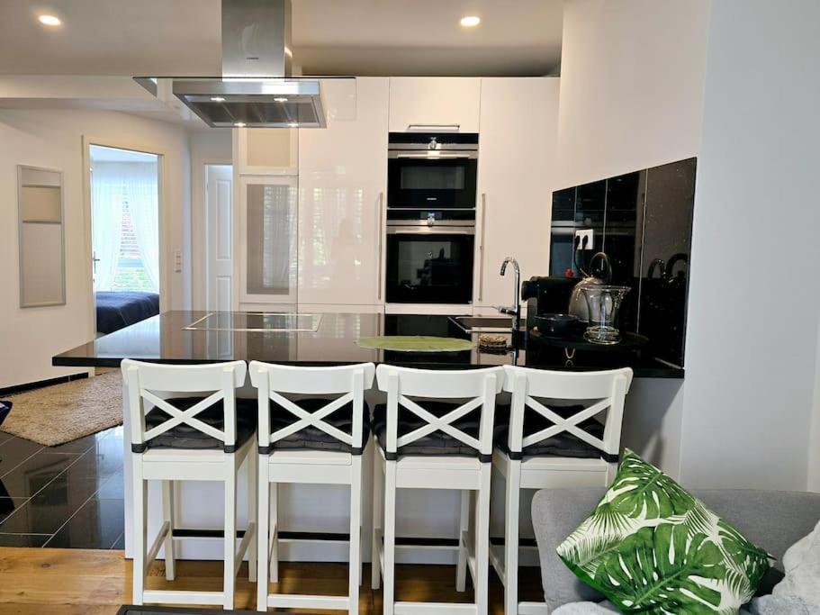 Apartment Elegantes Riverside Cologne