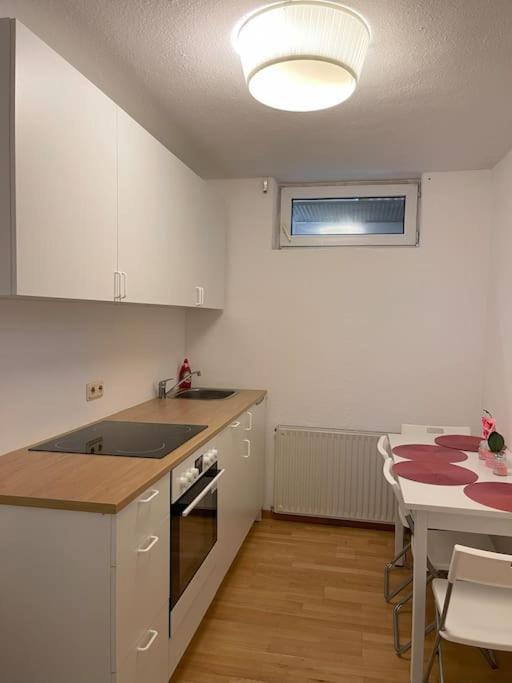 Apartment Cozy Studio In Neusser Street *