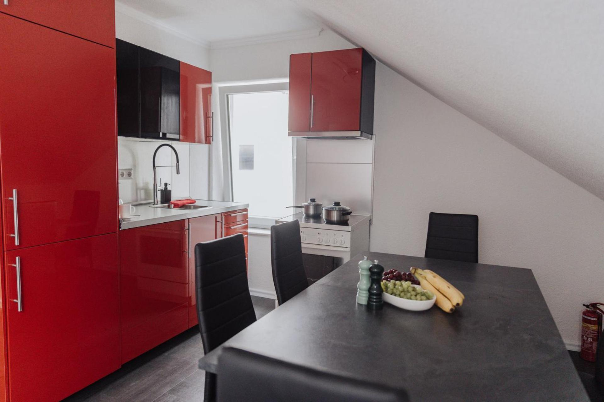 Urlaubszimmer 5 Airport Bonn Flughafen Homestay *