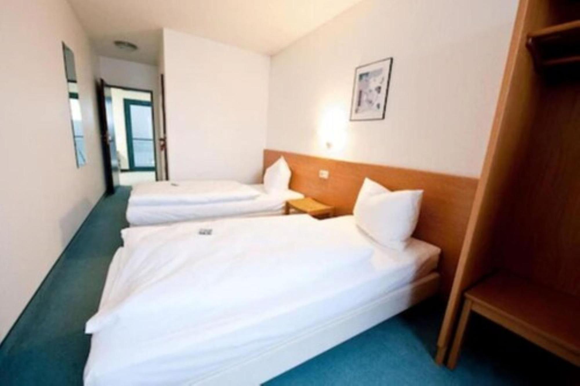 Christina Hotel 3*