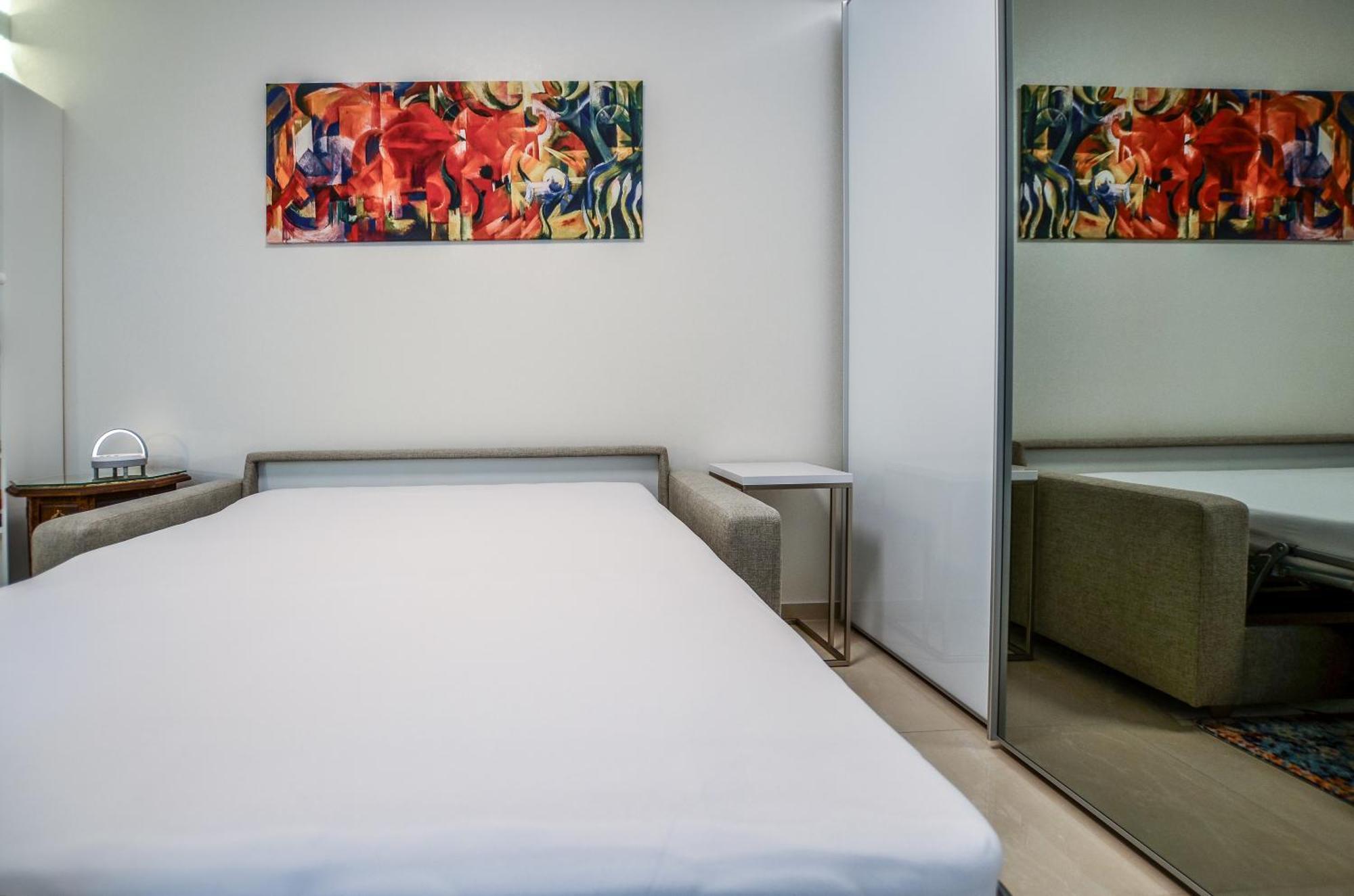 Stylisch Und Schick, Neue Wohnung, U-bahn 2 Minuten Köln