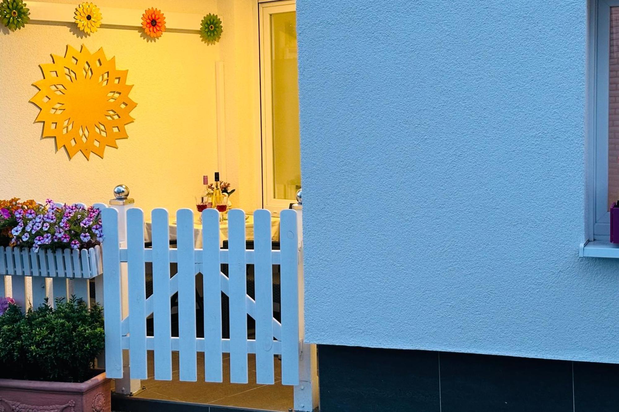 Apartment Stylisch Und Schick, Neue Wohnung, U-bahn 2 Minuten Köln